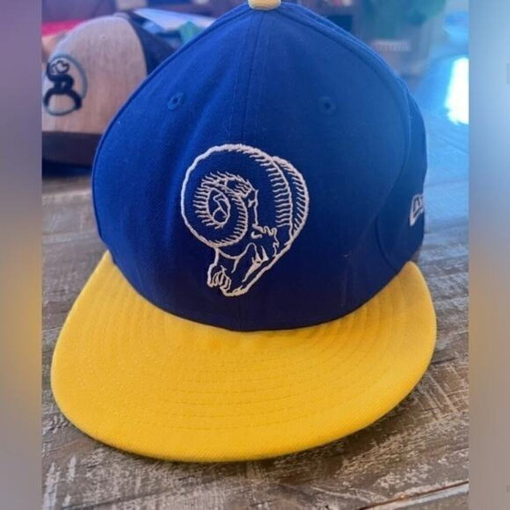 ▶️ New Era ◀️ 59Fifty NFL Cap Los Angeles St Louis Rams Fitted. 7 3/8